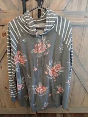 Maurices 4XL Striped Sleeve Floral Hoodie - Gray with Pink Rose Print